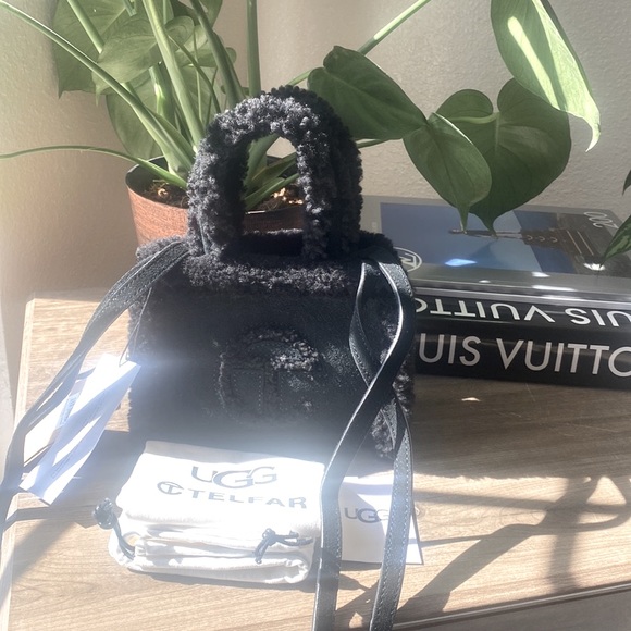 UGG X TELFAR SMALL SHOPPER - Picture 5 of 7
